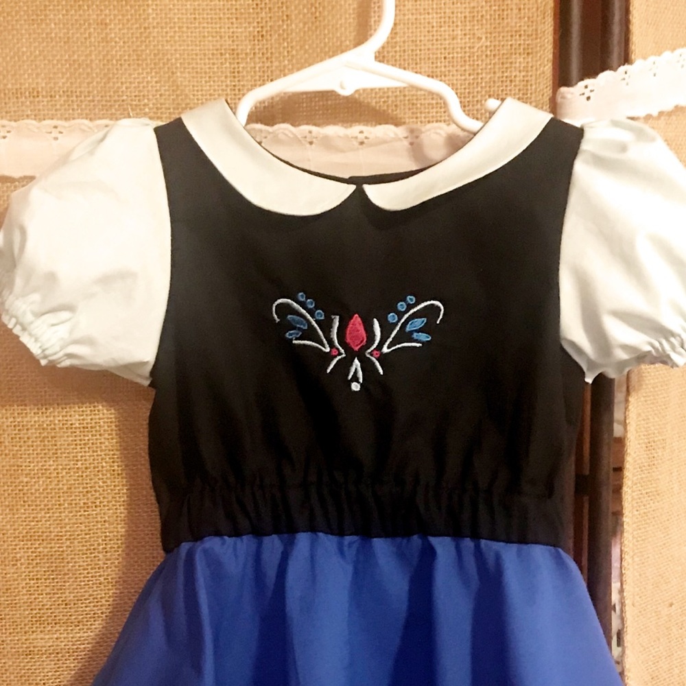 Anna Frozen Dress custom made embroidered bodice - Picture 2 of 3